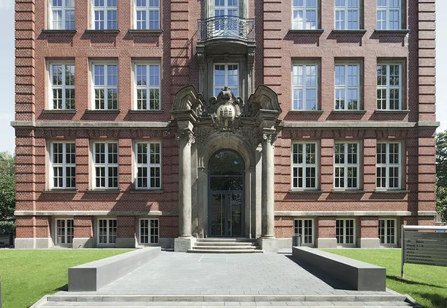 RTW_G9 - Altgebäude Schule für Kraftfahrzeugtechnik, Hamburg_VgV