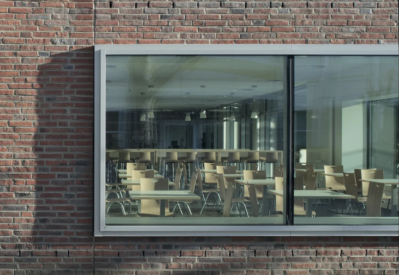 RTW_G9 - Aulaebäude Schule für Kraftfahrzeugtechnik, Hamburg_VgV